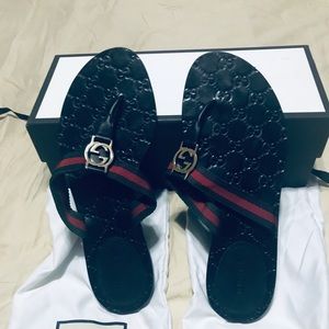 Gucci Signature Web Thong Sandal